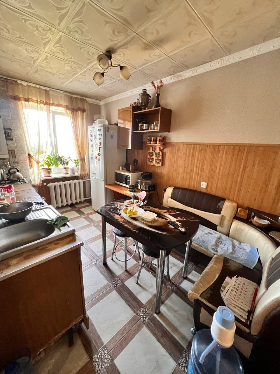 Продаётся 3-комнатная квартира, ул. Попова 🏠 Основные параметры Общая площадь 74 м² Площадь кухни 9 м² Этаж 4/5 Собственность российские документы Прописка нет (выпишутся перед сделкой) Долги отсутствуют Счётчики в норме ✅ Ремонт и особенности Центральное отопление Раздельный санузел в кафеле Утеплённая лоджи...